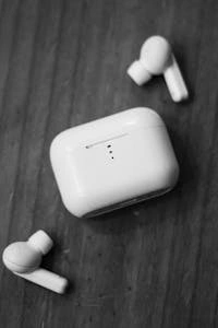 Wireless Noise Canceling Earbuds